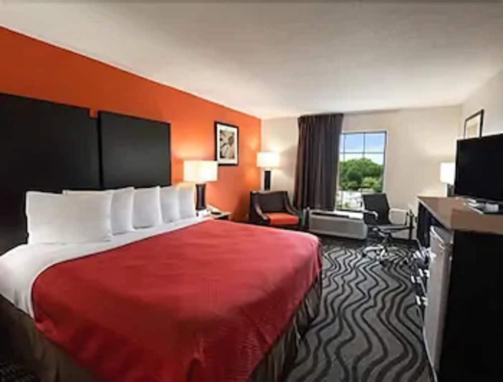 Days Inn By Wyndham Rome Downtown Dış mekan fotoğraf